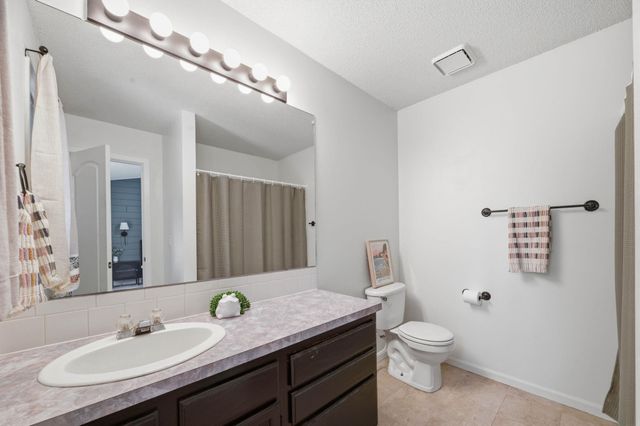 11710 W Murdock, Wichita, KS 67212