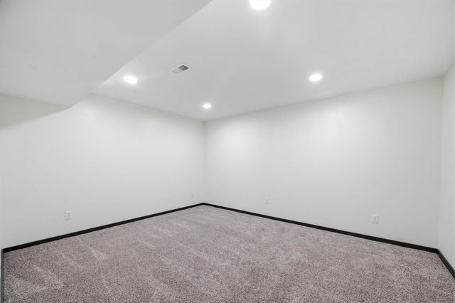 11710 W Murdock, Wichita, KS 67212
