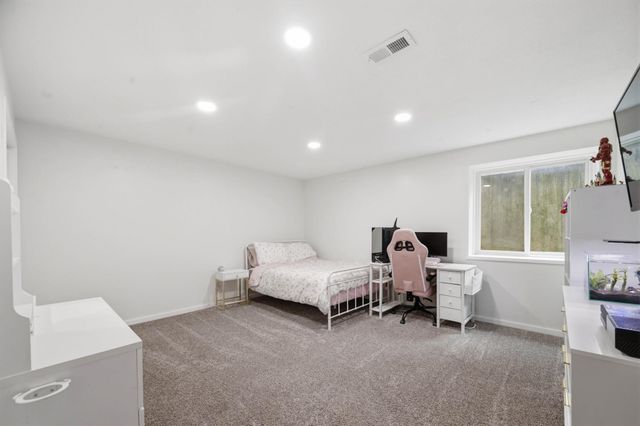 11710 W Murdock, Wichita, KS 67212
