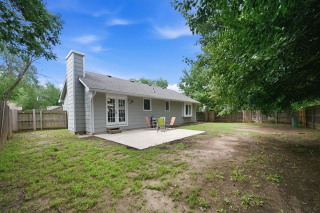 11710 W Murdock, Wichita, KS 67212