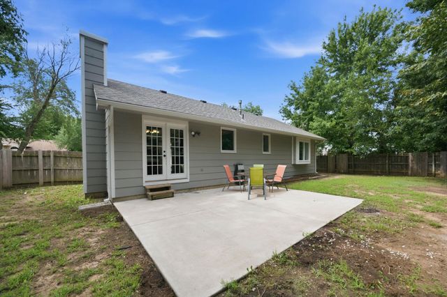 11710 W Murdock, Wichita, KS 67212