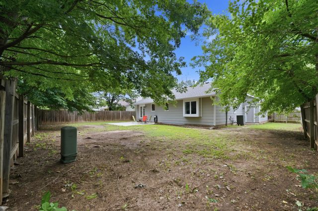 11710 W Murdock, Wichita, KS 67212