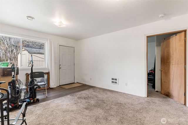 514 N Ash Street, Omak, WA 98841