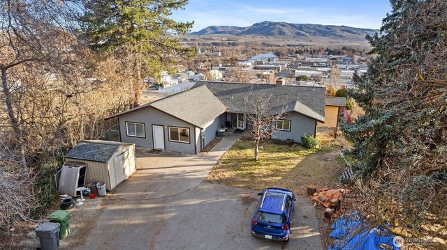 514 N Ash Street, Omak, WA 98841