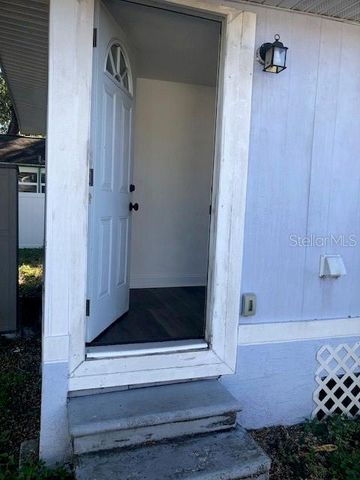 1802 E COMANCHE AVENUE, Tampa, FL 33610