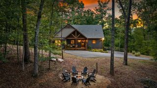 1081 Dills Road, Blue Ridge, GA 30513