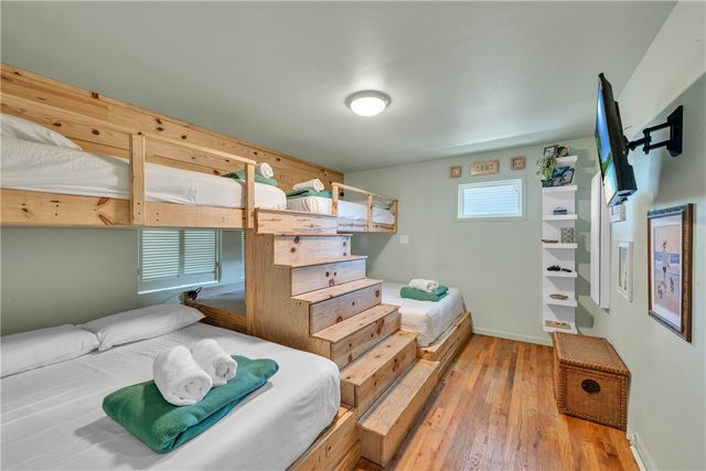 503 Royal Palm Dr, Port Aransas, TX 78373