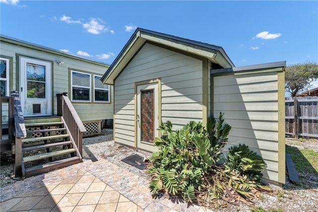 503 Royal Palm Dr, Port Aransas, TX 78373