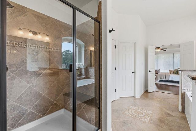 104 Quarry Lake EST, Liberty Hill, TX 78642