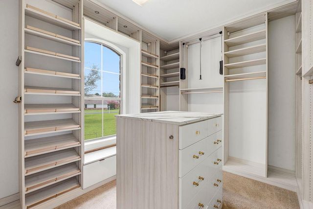 104 Quarry Lake EST, Liberty Hill, TX 78642
