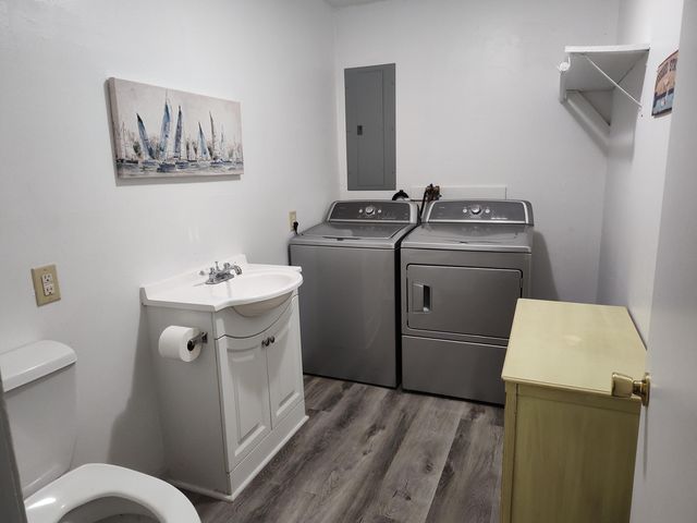 608 N Terrace Lane, Stockton, MO 65785