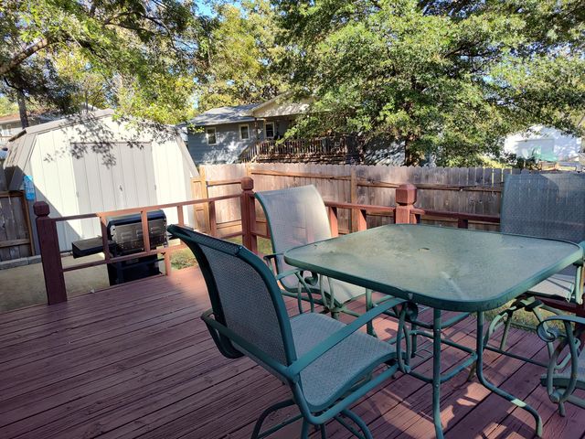 608 N Terrace Lane, Stockton, MO 65785