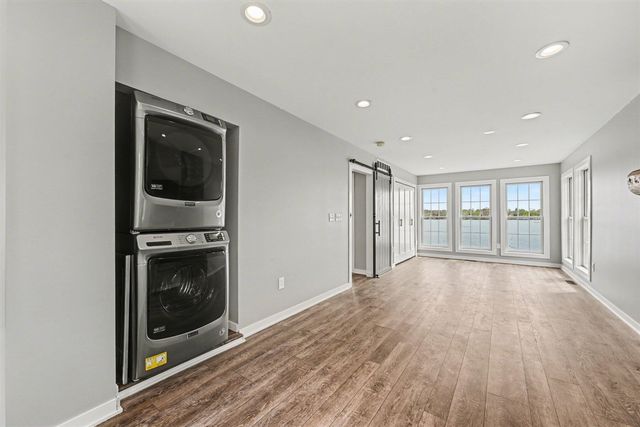 2382 Jackson Boulevard, Highland, MI 48356