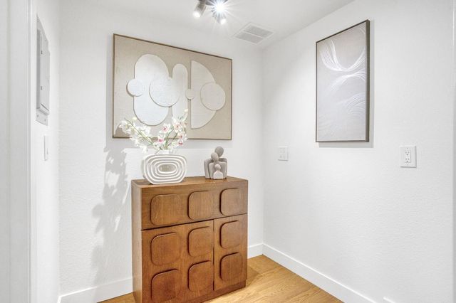 2252 Creek Bed Court, Santa Clara, CA 95054