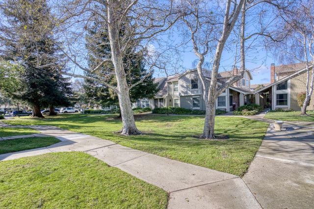 2252 Creek Bed Court, Santa Clara, CA 95054