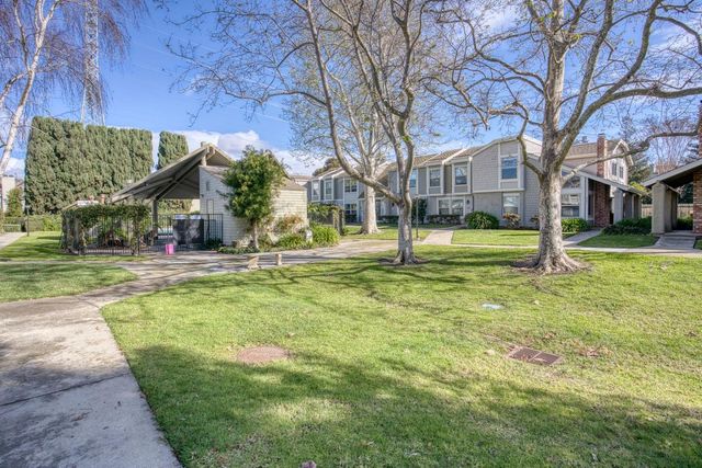 2252 Creek Bed Court, Santa Clara, CA 95054