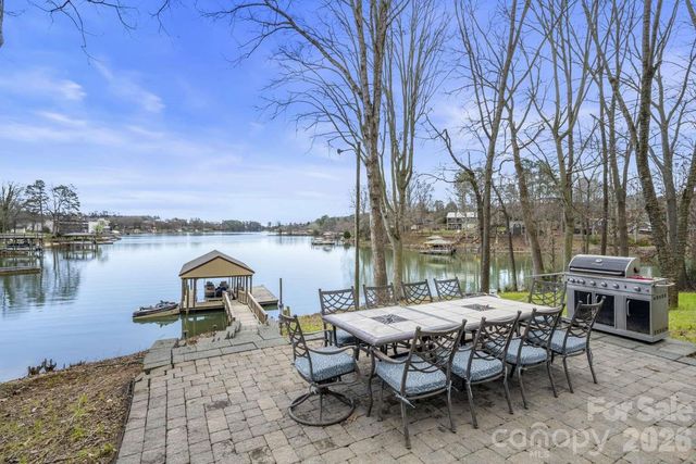 4448 Hill Street, Sherrills Ford, NC 28673