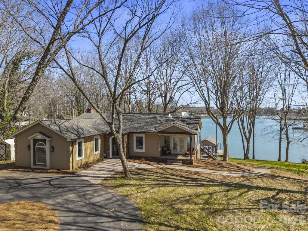 4448 Hill Street, Sherrills Ford, NC 28673