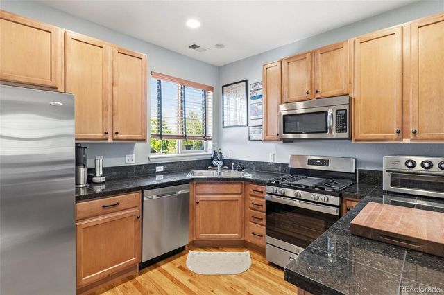 7440 E 8th Avenue 27, Denver, CO 80230