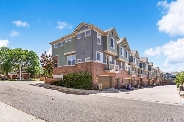 7440 E 8th Avenue 27, Denver, CO 80230