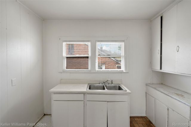 5752 Chatsworth Street, Detroit, MI 48224