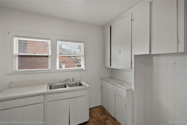 5752 Chatsworth Street, Detroit, MI 48224