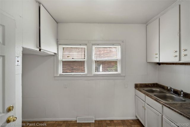 5752 Chatsworth Street, Detroit, MI 48224