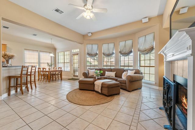 15016 Thatcher DR, Austin, TX 78717