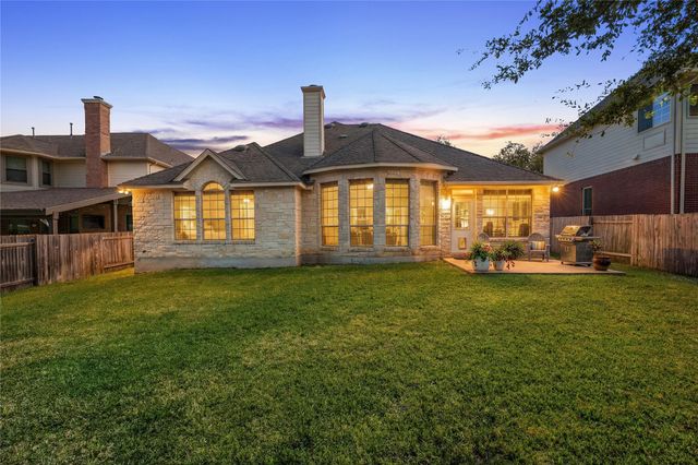 15016 Thatcher DR, Austin, TX 78717