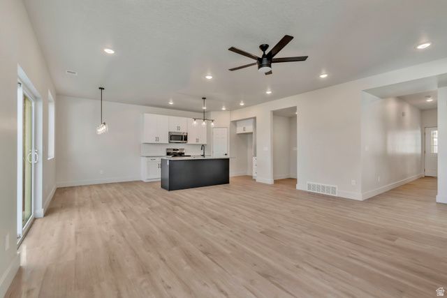 2535 W SANTA FE, Mapleton, UT 84664