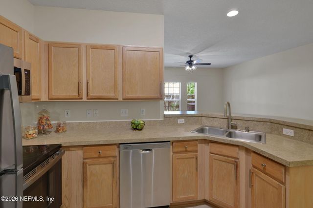 24 JARDIN DE MER Place 24, Jacksonville Beach, FL 32250