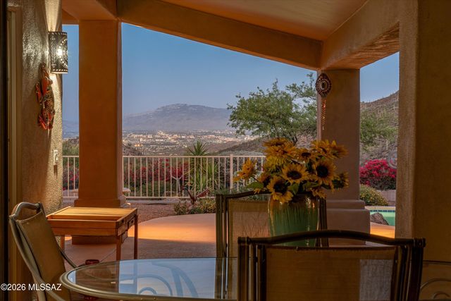 6262 W Trails End Road, Tucson, AZ 85745