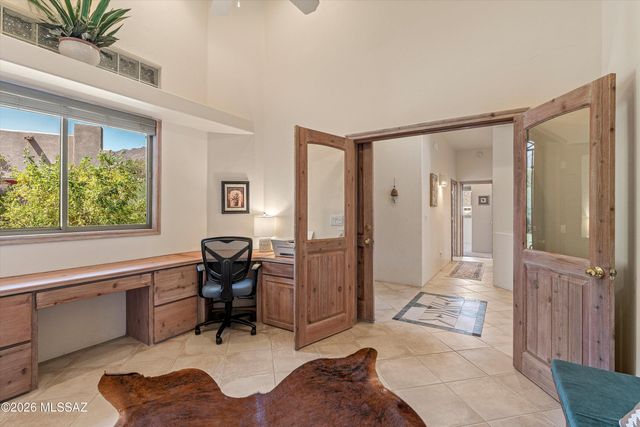 6262 W Trails End Road, Tucson, AZ 85745