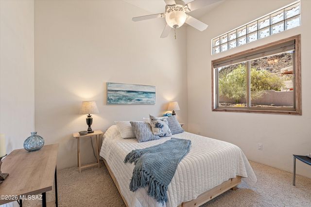 6262 W Trails End Road, Tucson, AZ 85745