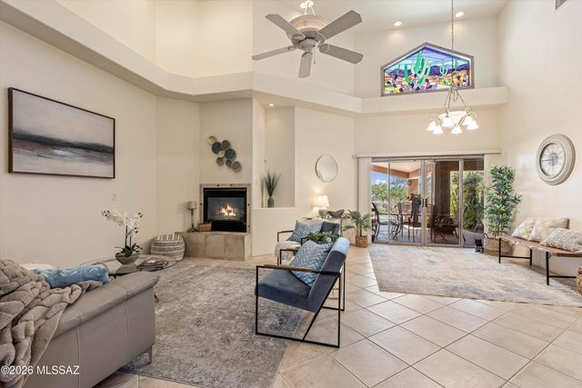 6262 W Trails End Road, Tucson, AZ 85745