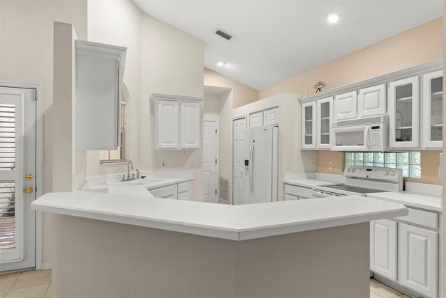 9071 SAINT ANDREWS WAY, Mount Dora, FL 32757