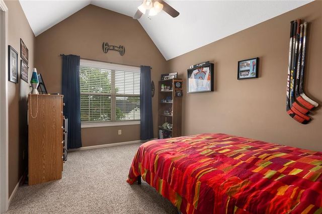 1809 NE Parks Summit Boulevard, Lee's Summit, MO 64064