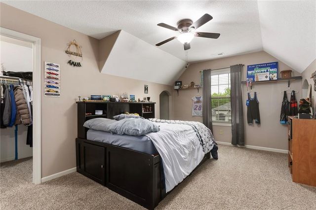 1809 NE Parks Summit Boulevard, Lee's Summit, MO 64064
