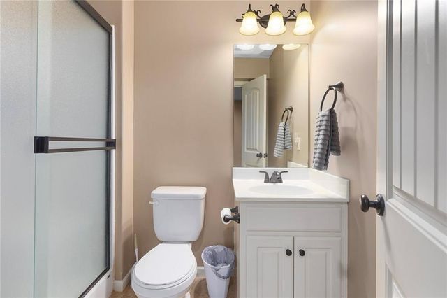 1809 NE Parks Summit Boulevard, Lee's Summit, MO 64064