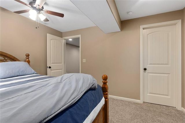 1809 NE Parks Summit Boulevard, Lee's Summit, MO 64064