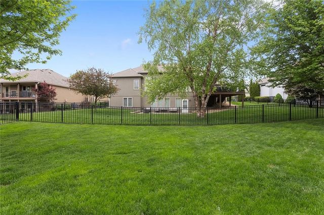 1809 NE Parks Summit Boulevard, Lee's Summit, MO 64064