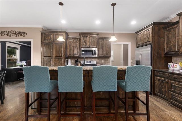 1809 NE Parks Summit Boulevard, Lee's Summit, MO 64064