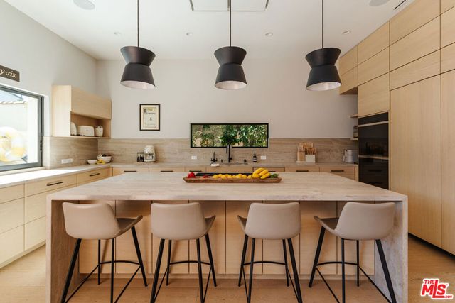 819 N Ogden Drive, Los Angeles, CA 90046