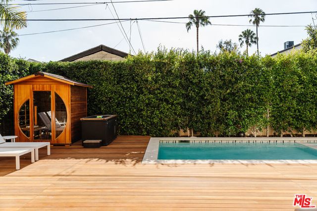 819 N Ogden Drive, Los Angeles, CA 90046
