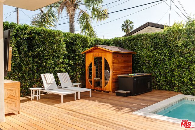 819 N Ogden Drive, Los Angeles, CA 90046