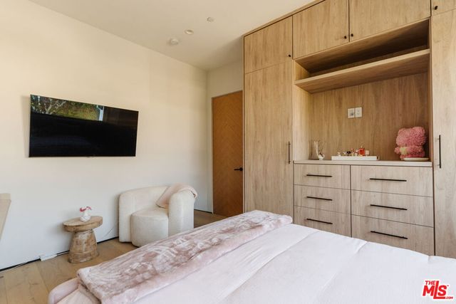 819 N Ogden Drive, Los Angeles, CA 90046