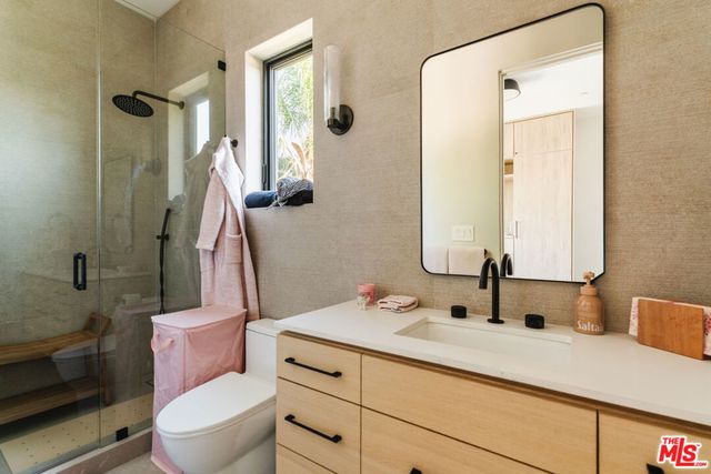 819 N Ogden Drive, Los Angeles, CA 90046