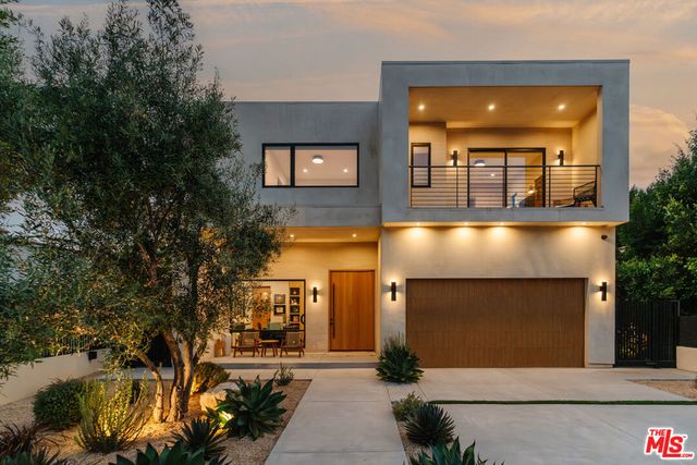 819 N Ogden Drive, Los Angeles, CA 90046