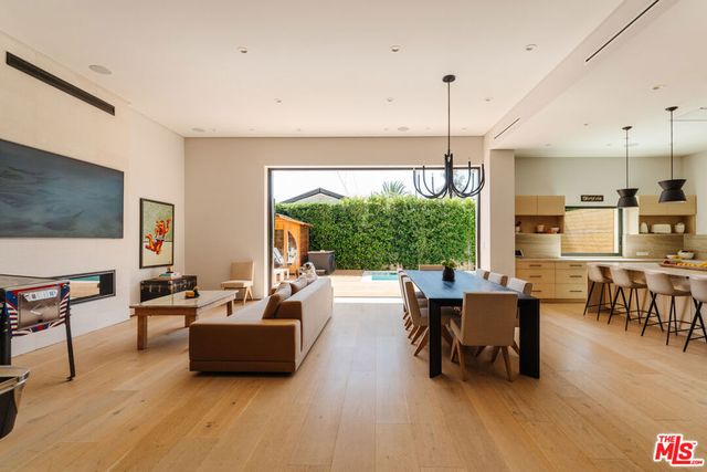 819 N Ogden Drive, Los Angeles, CA 90046