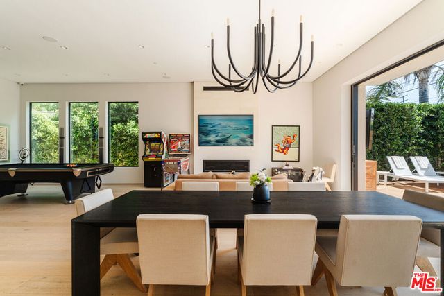 819 N Ogden Drive, Los Angeles, CA 90046